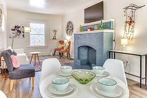 3 Mi to Dtwn Indy: Pet-friendly Home w/ Backyard!