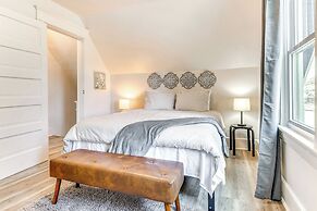 3 Mi to Dtwn Indy: Pet-friendly Home w/ Backyard!