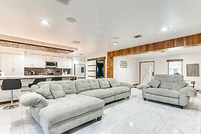 Modern Oasis w/ Outdoor Lounge in Houston!