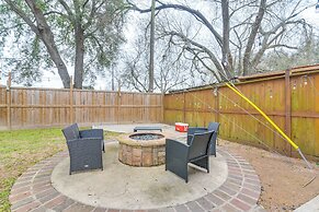 Modern Oasis w/ Outdoor Lounge in Houston!