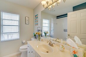 Dock & Pool: Canal-front Cape Coral Oasis!