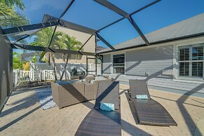 Dock & Pool: Canal-front Cape Coral Oasis!