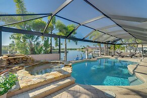 Dock & Pool: Canal-front Cape Coral Oasis!