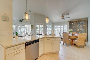 Dock & Pool: Canal-front Cape Coral Oasis!