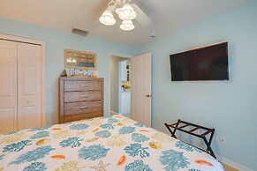 Dock & Pool: Canal-front Cape Coral Oasis!