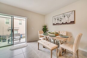 Davenport Home w/ Pool Access & Patio!