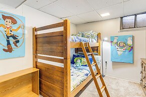 7 Mi to Dtwn Denver: Home w/ Large Yard!