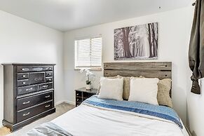 7 Mi to Dtwn Denver: Home w/ Large Yard!