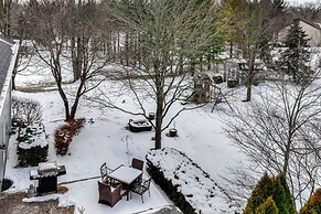 Family Retreat in Beavercreek Area w/ Large Yard!