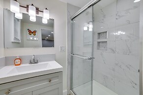 Updated Apartment in Downtown Waterbury!