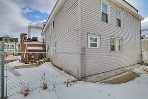 Updated Apartment in Downtown Waterbury!