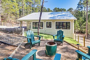 Hot Tub & Fire Pit: 'evergreen Escape' in Bastrop!