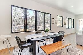 Hot Tub & Fire Pit: 'evergreen Escape' in Bastrop!