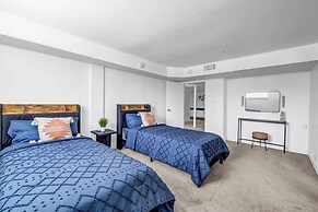 Mid-century Bungalow in the Heart of Buckhead!