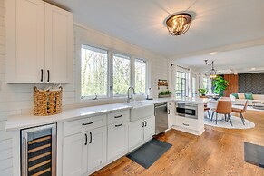 Mid-century Bungalow in the Heart of Buckhead!