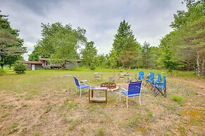Fire Pit + Yard: Peaceful Northcountry Getaway!