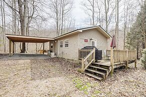 7 Mi to Lake Chatuge: Creekside Cabin w/ Decks!