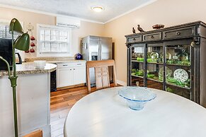 7 Mi to Lake Chatuge: Creekside Cabin w/ Decks!