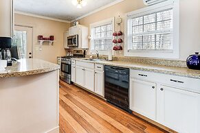 7 Mi to Lake Chatuge: Creekside Cabin w/ Decks!