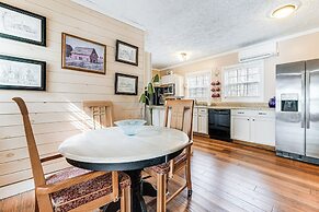 7 Mi to Lake Chatuge: Creekside Cabin w/ Decks!