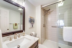 Mountain Views & Pool Access: Sugar Mountain Condo