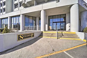 Mountain Views & Pool Access: Sugar Mountain Condo