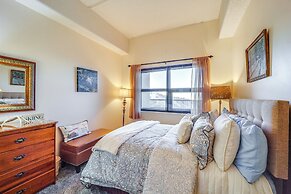 Mountain Views & Pool Access: Sugar Mountain Condo