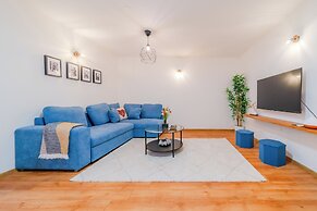 Peaceful Nest In City Center