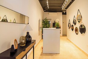 Orbis Boutique Studios by Holi