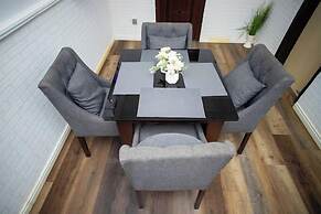 El-Mak Luxury Homes