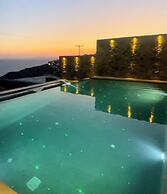 Ria Mar Villas & Suites by Live&Travel