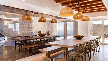 Ria Mar Villas & Suites by Live&Travel