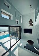 Ria Mar Villas & Suites by Live&Travel