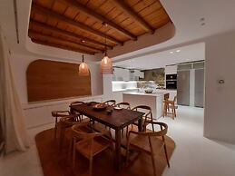 Ria Mar Villas & Suites by Live&Travel