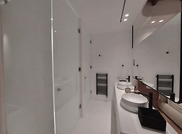 Ria Mar Villas & Suites by Live&Travel