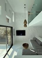 Ria Mar Villas & Suites by Live&Travel