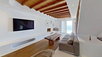 Ria Mar Villas & Suites by Live&Travel