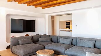 Ria Mar Villas & Suites by Live&Travel