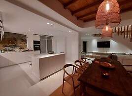 Ria Mar Villas & Suites by Live&Travel