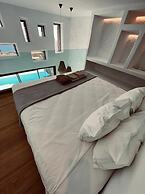 Ria Mar Villas & Suites by Live&Travel