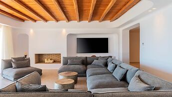 Ria Mar Villas & Suites by Live&Travel