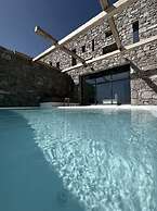 Ria Mar Villas & Suites by Live&Travel