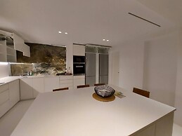 Ria Mar Villas & Suites by Live&Travel