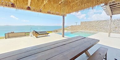 Ria Mar Villas & Suites by Live&Travel