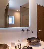 Ria Mar Villas & Suites by Live&Travel