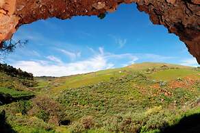 Seaside Bliss Villa in Fagajesto