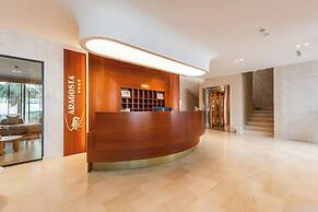 Aragosta Hotel