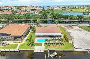 Oceanfront Retreat in Fort Myers - 3 Bedrooms, Private Pool