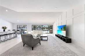 Oceanfront Retreat in Fort Myers - 3 Bedrooms, Private Pool