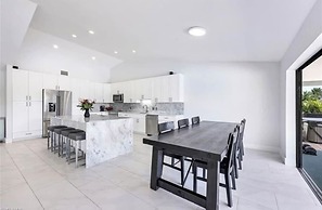 Oceanfront Retreat in Fort Myers - 3 Bedrooms, Private Pool